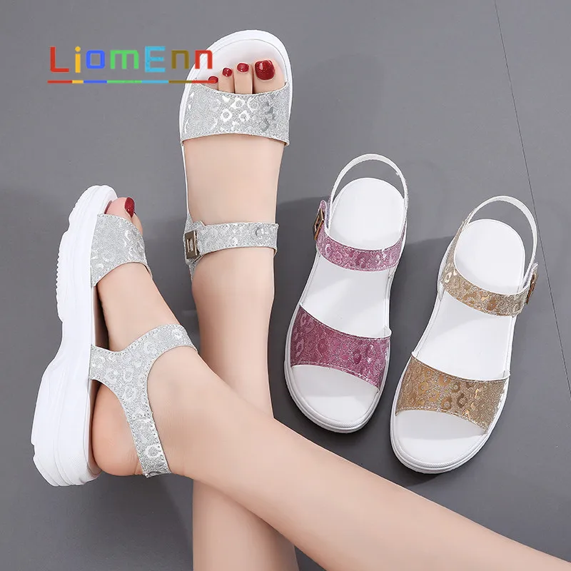 Luxury Women's Sandals 2021 Summer Platform Sandals Female Beach Shoes Silver Pink Thick Heel Sandals Ladies Designer Size 33
Luxury Women's Sandals 2021 Summer Platform Sandals Female Beach Shoes Silver Pink Thick Heel Sandals Ladies Designer Size 33