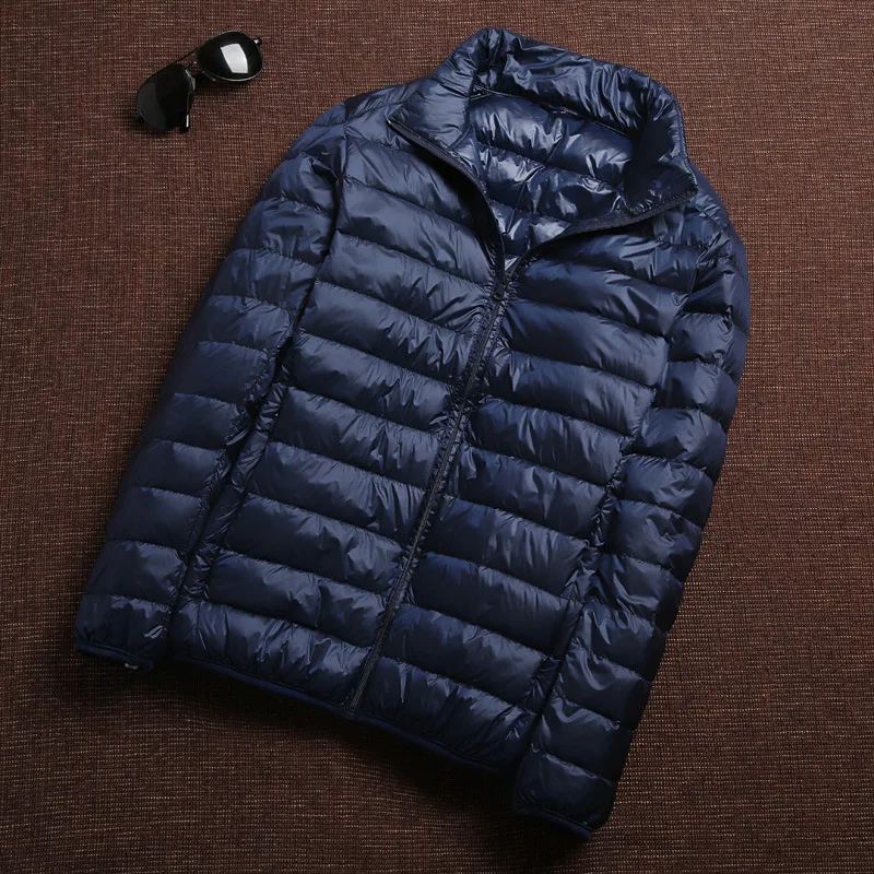 Mens Autumn Duck Down Jacket Ultralight Men Winter Coat Portable Waterproof Travel Down Parkas Fashion Stand Collar Thin Outwear
Mens Autumn Duck Down Jacket Ultralight Men Winter Coat Portable Waterproof Travel Down Parkas Fashion Stand Collar Thin Outwear
