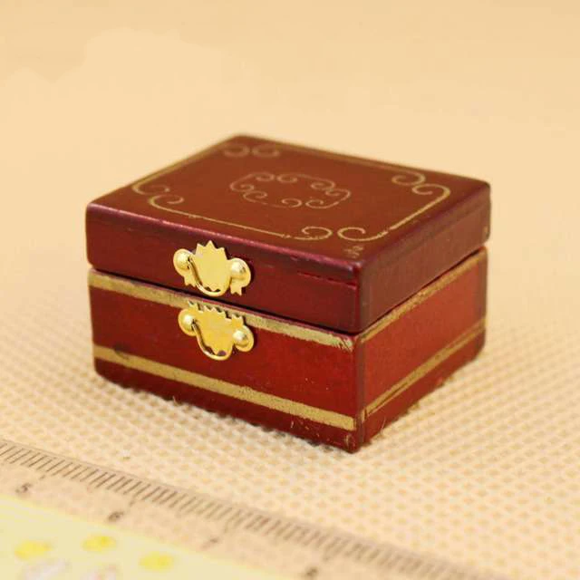 wholesale 1:12 dollhouse miniature Mini Vintage jewelry box doll accessories toy for New collectible Gift
wholesale 1:12 dollhouse miniature Mini Vintage jewelry box doll accessories toy for New collectible Gift
