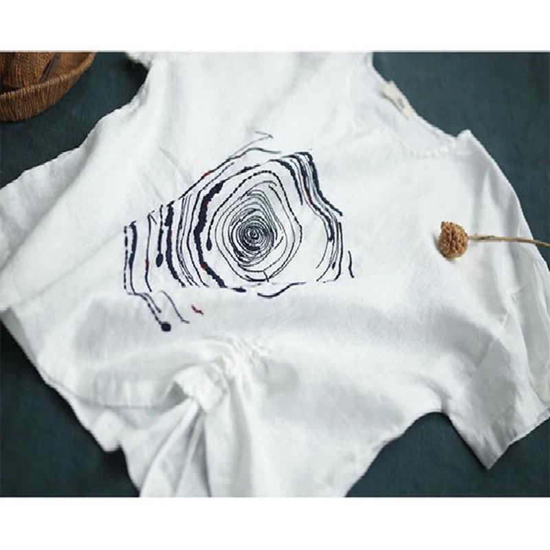 New Arrival 2020 Summer Arts Style Women T-shirt Plus Size Loose Casual Cotton Linen Embroidery Paisley Tee Shirt Femme Tops M17
New Arrival 2020 Summer Arts Style Women T-shirt Plus Size Loose Casual Cotton Linen Embroidery Paisley Tee Shirt Femme Tops M17