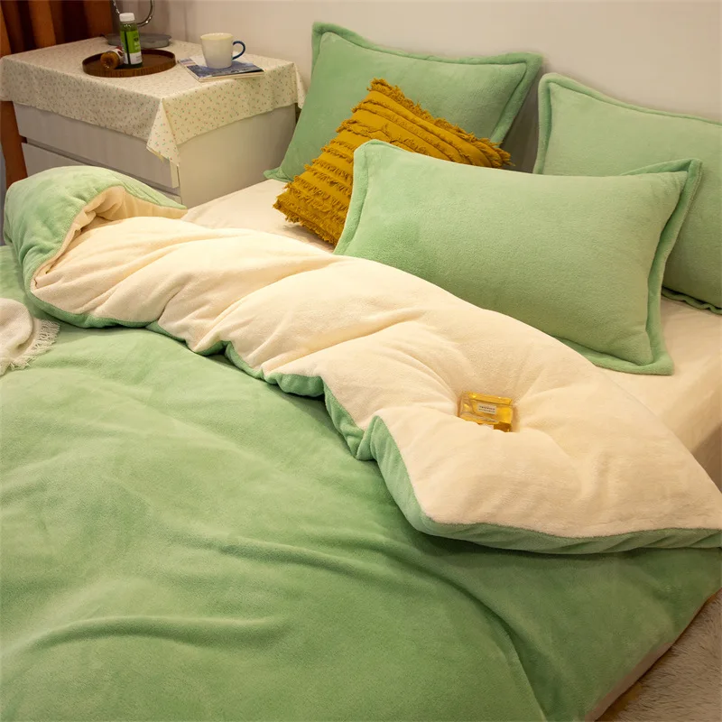 Velvet Duvet Cover Bedding Set Cute Candy Colors Bedroom Bed Comforter Set Winter Warm AB Side Flannel Quilt Cover Bedding Set
Velvet Duvet Cover Bedding Set Cute Candy Colors Bedroom Bed Comforter Set Winter Warm AB Side Flannel Quilt Cover Bedding Set