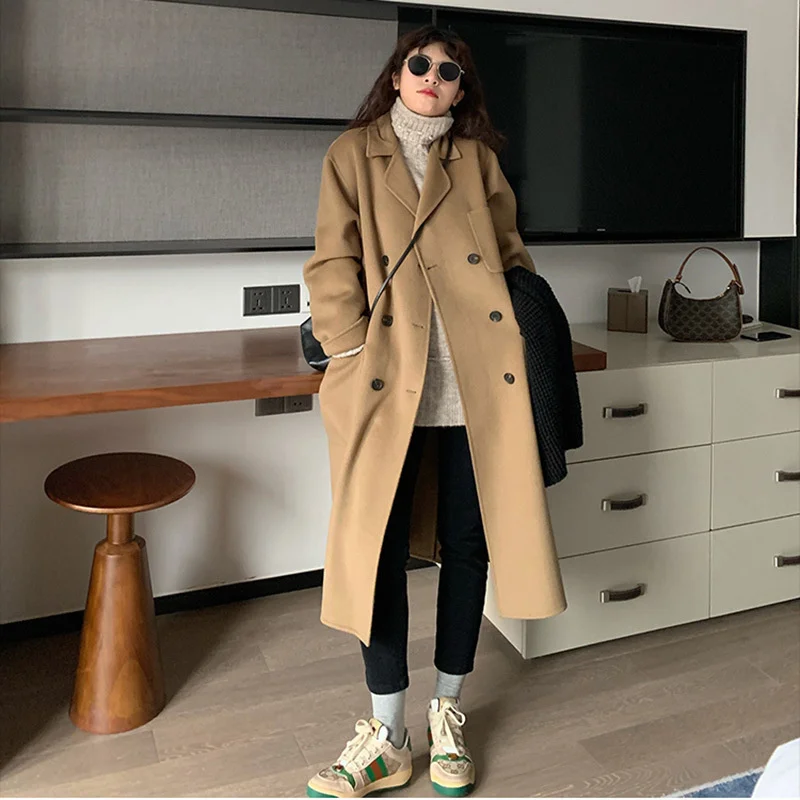 Autumn and winter 2021 new Korean straight tube double neck wool double-sided tweed coat women's medium and long temperament
Autumn and winter 2021 new Korean straight tube double neck wool double-sided tweed coat women's medium and long temperament