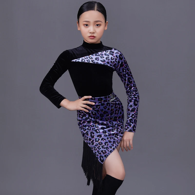 2021 Long Sleeved Leopard Skirts Suit Chacha Samba Tango Latin Dance Practice Clothes Girls Latin Dance Performance Wear DQS8068
2021 Long Sleeved Leopard Skirts Suit Chacha Samba Tango Latin Dance Practice Clothes Girls Latin Dance Performance Wear DQS8068