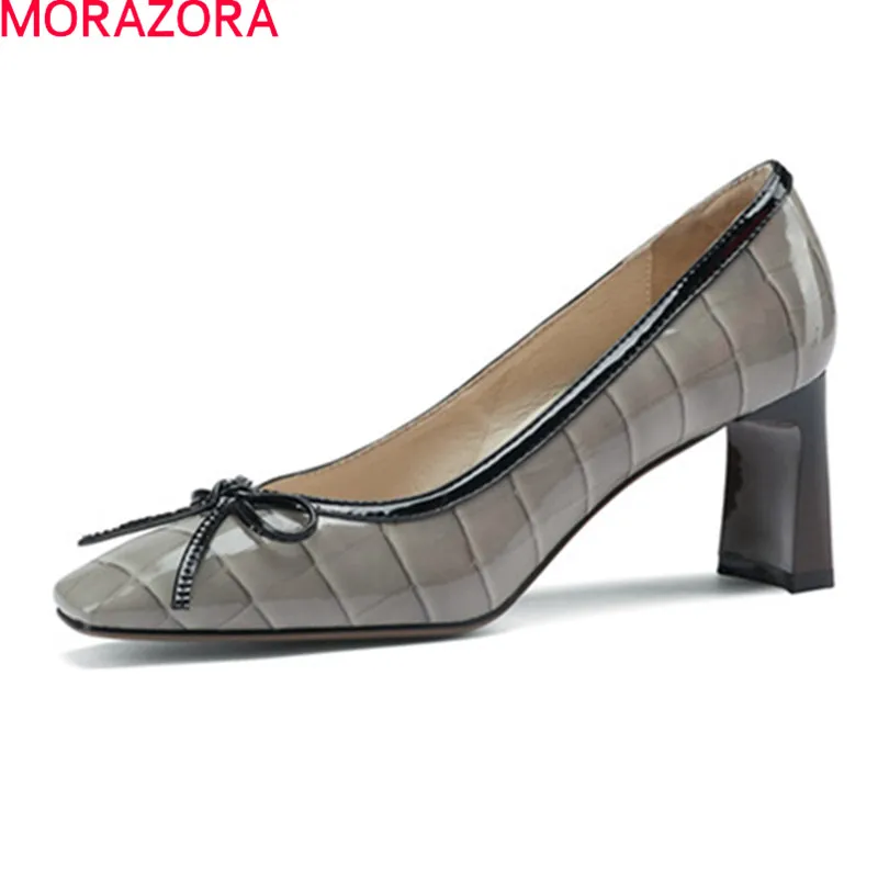 Женские туфли-лодочки из натуральной кожи MORAZORA, черные вечерние туфли-лодочки из натуральной кожи на высоком каблуке, лето 2021 
Женские туфли-лодочки из натуральной кожи MORAZORA, черные вечерние туфли-лодочки из натуральной кожи на высоком каблуке, лето 2021