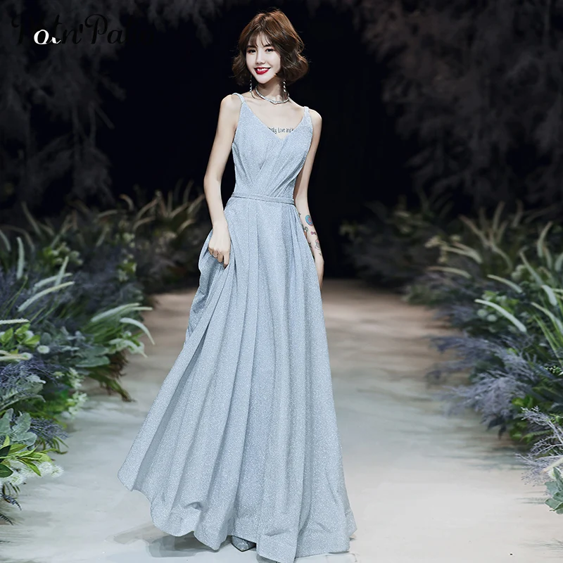 Spaghetti Straps V-Neck Floor-Length A-Line Prom Dresses 2021 Elegant Simple Long Evening Gowns For Weddings
Spaghetti Straps V-Neck Floor-Length A-Line Prom Dresses 2021 Elegant Simple Long Evening Gowns For Weddings