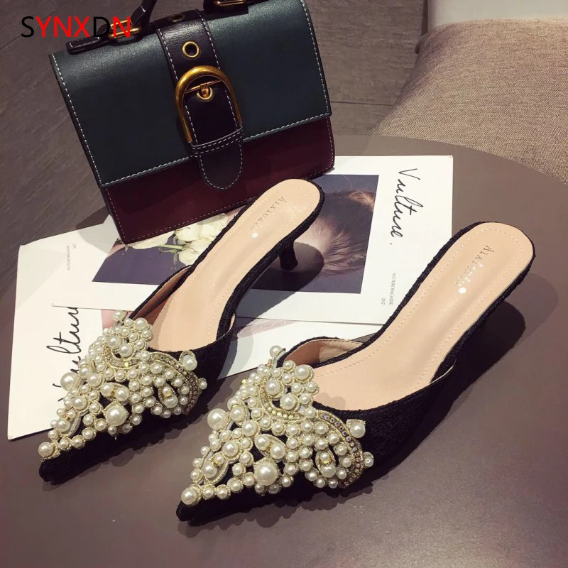 Women's Shoes
Women's Shoes