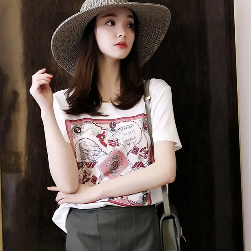 Satin short sleeve t-shirt women's loose printed shirt 2021 new summer slim round neck jacket
Satin short sleeve t-shirt women's loose printed shirt 2021 new summer slim round neck jacket