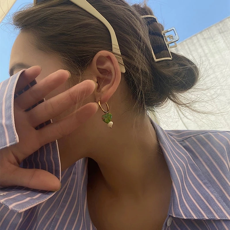 Minar Sweet Flowers Print Love Heart Earrings for Women Candy Color Irregular Pearl Hoop Earrings Unique Party Beach Jewelry
Minar Sweet Flowers Print Love Heart Earrings for Women Candy Color Irregular Pearl Hoop Earrings Unique Party Beach Jewelry