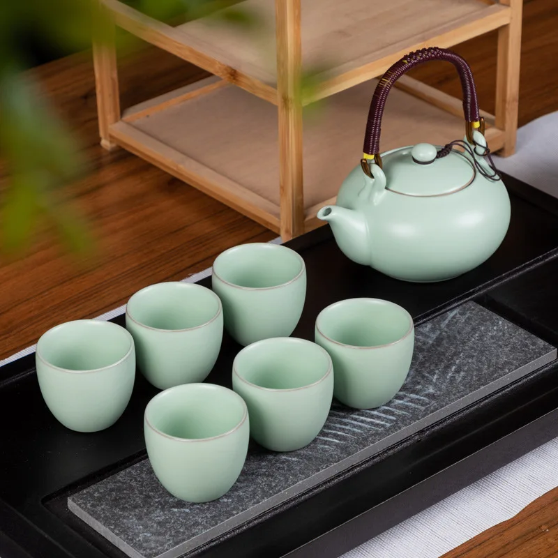 Кофейный керамический чайный набор с узором Ru Klin, бытовая китайская чайная чашка, большая емкость, ручка для чайного дома, чайник с 6 чашками,...
Кофейный керамический чайный набор с узором Ru Klin, бытовая китайская чайная чашка, большая емкость, ручка для чайного дома, чайник с 6 чашками,...