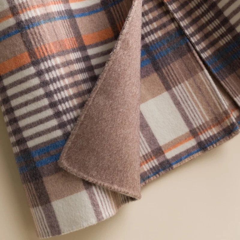 2020 Sping coat for women autumn winter plaid slim double faced cashmere coat women's wool coat back belt sashes long wool coat
2020 Sping coat for women autumn winter plaid slim double faced cashmere coat women's wool coat back belt sashes long wool coat