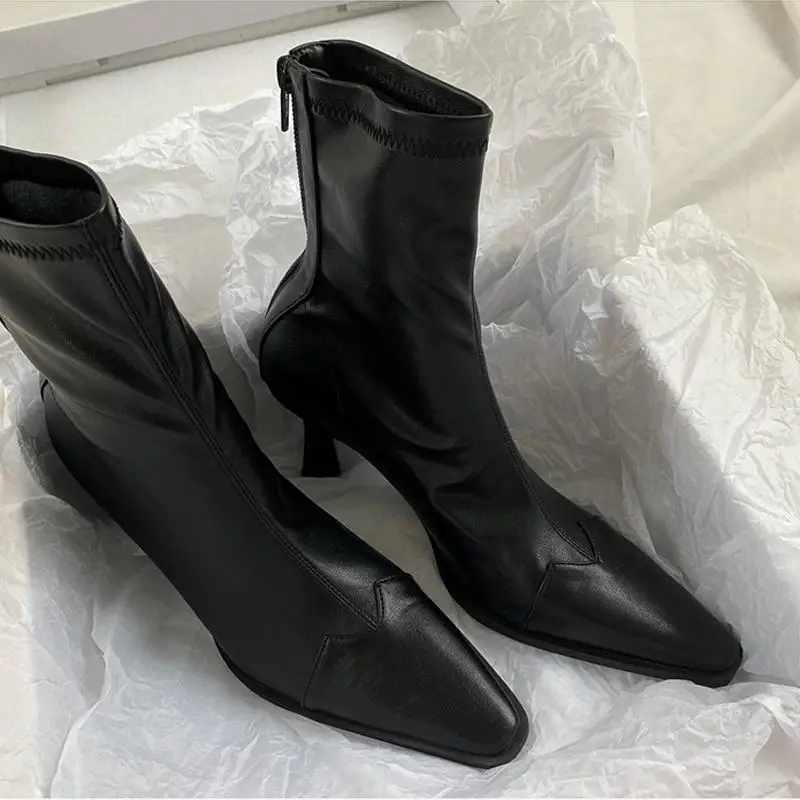 2021 New Winter Square Toe High Heel Boots Women's Stiletto Heel Mid-Calf Stretch Fleece Skinny Boots Trendy Modified Foot Type
2021 New Winter Square Toe High Heel Boots Women's Stiletto Heel Mid-Calf Stretch Fleece Skinny Boots Trendy Modified Foot Type