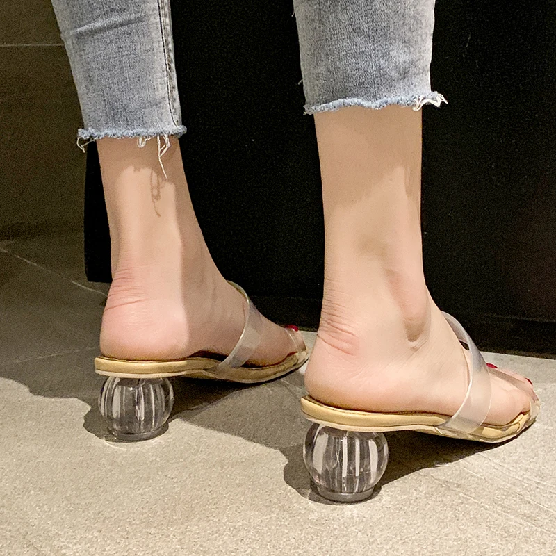 2020 New Clear Heels Slippers Women Sandals Summer Transparent Shoes Square High Heels Pumps Outdoor Beach Walking Jelly Sandals
2020 New Clear Heels Slippers Women Sandals Summer Transparent Shoes Square High Heels Pumps Outdoor Beach Walking Jelly Sandals