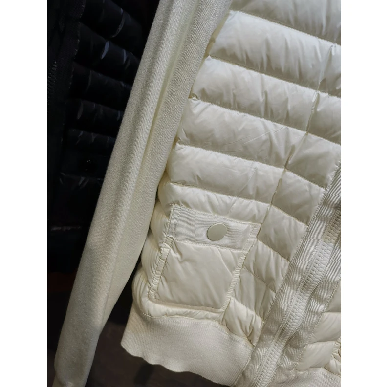 High Quality Women Light Warm Down Coat Knited Wool Sweater Patchwork Two Pockets 90% White Duck Down Jackets Casual Outerwear
High Quality Women Light Warm Down Coat Knited Wool Sweater Patchwork Two Pockets 90% White Duck Down Jackets Casual Outerwear