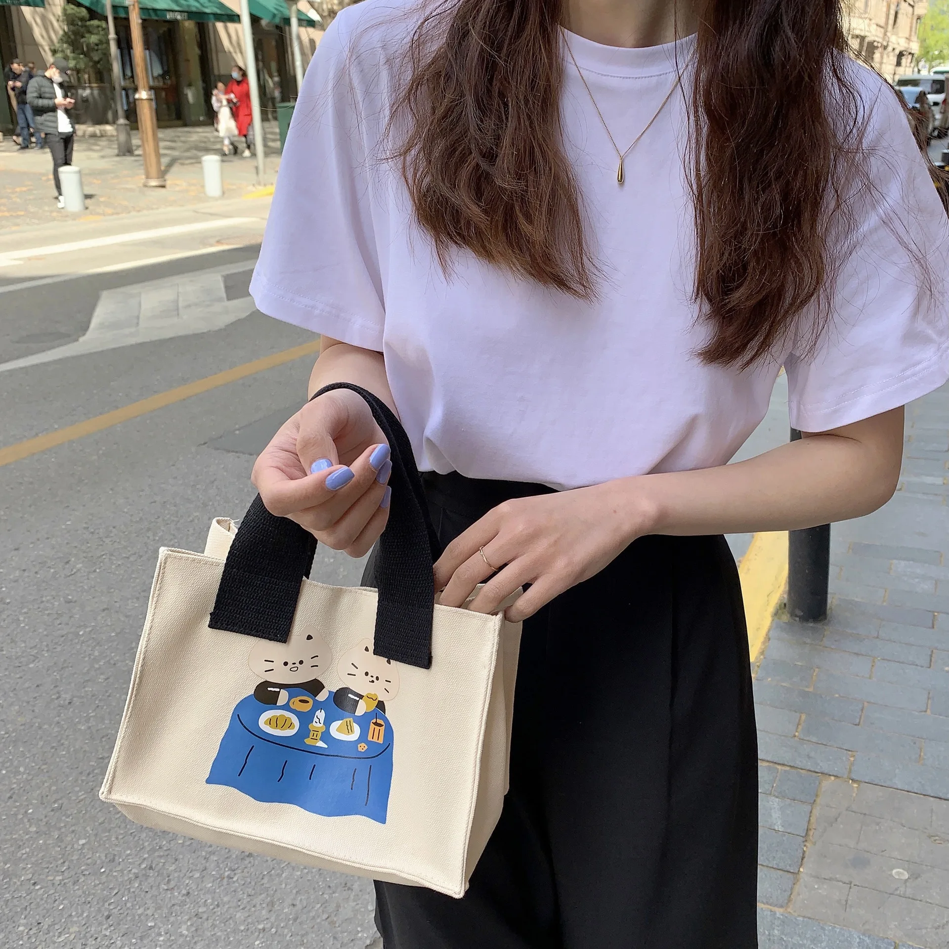 Cute Cartoon Lunch Box Bag Women Cotton Canvas Bag Small Reusable Shopping Bag Summer Students Schoolbag Ladies Handbag 2021
Cute Cartoon Lunch Box Bag Women Cotton Canvas Bag Small Reusable Shopping Bag Summer Students Schoolbag Ladies Handbag 2021