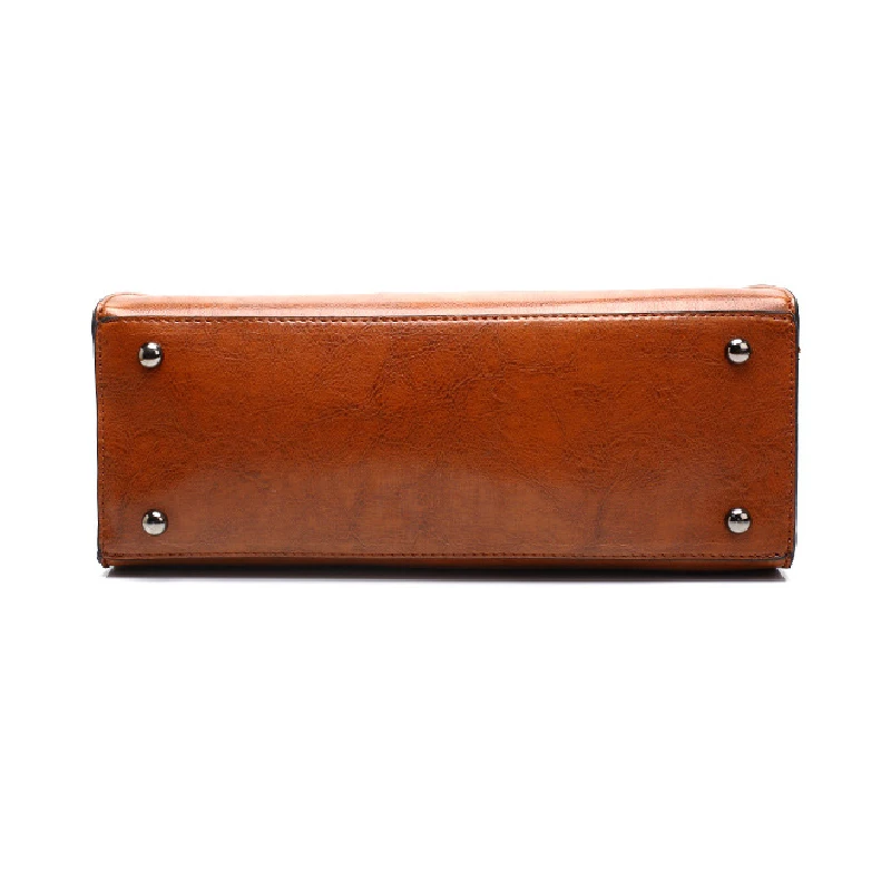 Luxury Leather Designers Tote Hand Bags Women Fashion High Quality Shoulder Bag Female 2021 Brown Business Bag and Purses Ladies
Luxury Leather Designers Tote Hand Bags Women Fashion High Quality Shoulder Bag Female 2021 Brown Business Bag and Purses Ladies