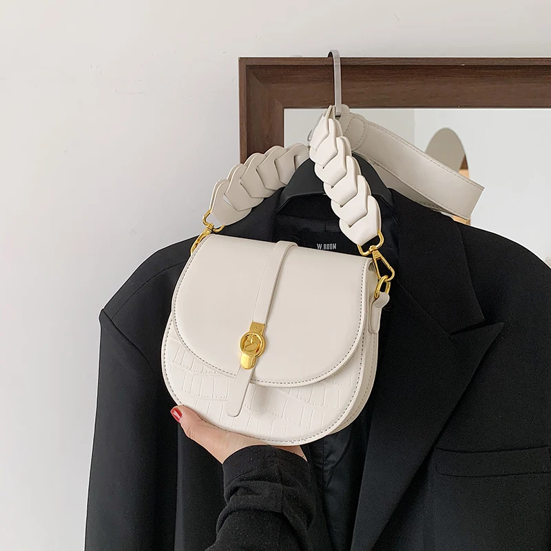 VeryMe New Fashion Women Small Ladies Semicircle Saddle Shouder Bucket Pack Crossbody Tote Bags Females Handbags Наплене Cђмки
VeryMe New Fashion Women Small Ladies Semicircle Saddle Shouder Bucket Pack Crossbody Tote Bags Females Handbags Наплене Cђмки