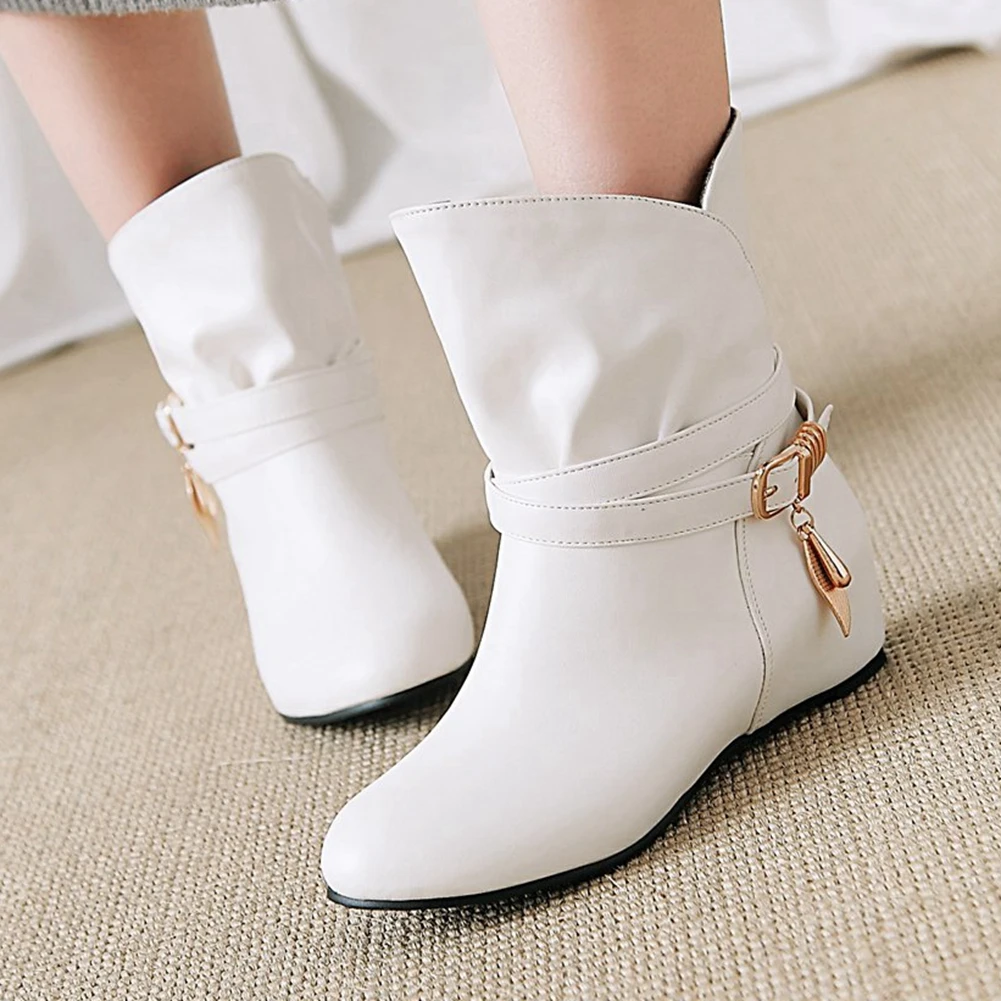 KARINLUNA Large Size 33-44 Female Autumn Daily Boots Round Toe Height Increasing Med Heels Buckle Women Boots Ankle Women Shoes
KARINLUNA Large Size 33-44 Female Autumn Daily Boots Round Toe Height Increasing Med Heels Buckle Women Boots Ankle Women Shoes