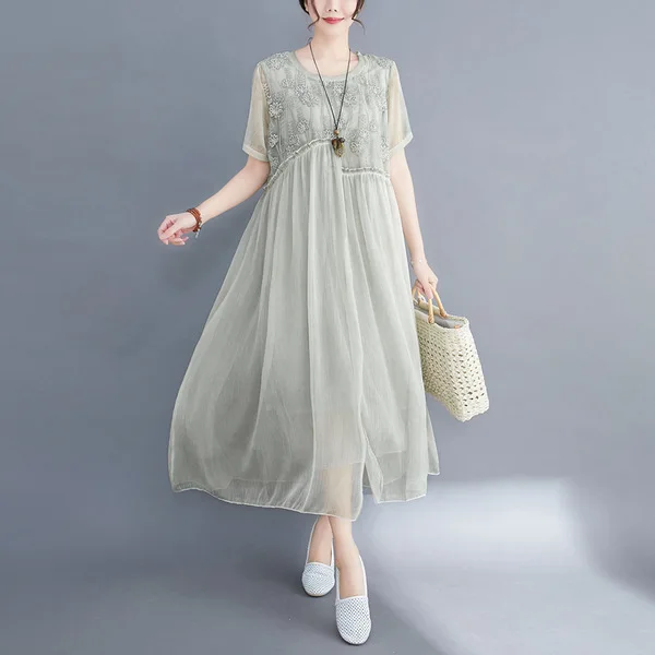 Women Dress 2021 Summer New Good Quality Korean Style Maxi Dresses Cheap Large Size Silk Crinkle Embroidered Dress for Ladies
Women Dress 2021 Summer New Good Quality Korean Style Maxi Dresses Cheap Large Size Silk Crinkle Embroidered Dress for Ladies