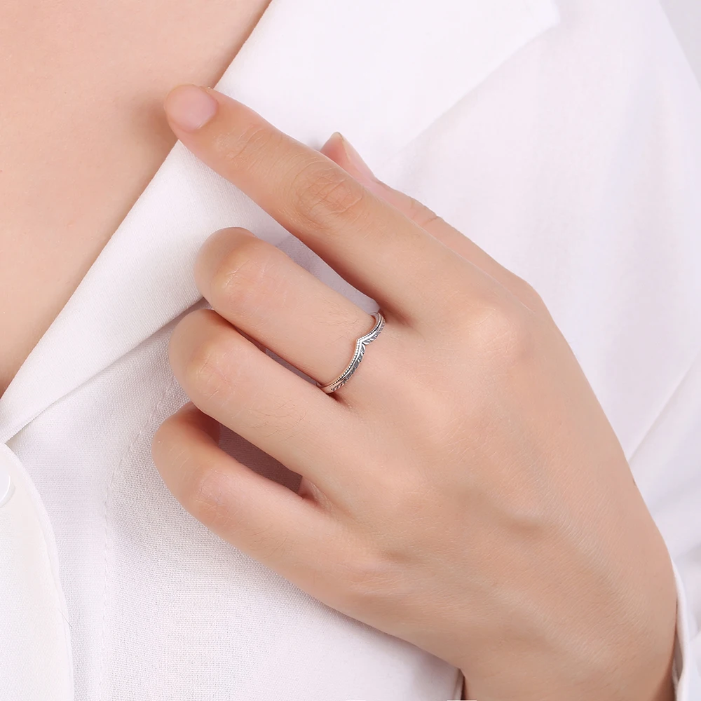 S925 Sterling Silver V Shape Vines Finger Rings for Women Retro Engagement Wedding Jewelry Fashion Accessories Gifts 2021
S925 Sterling Silver V Shape Vines Finger Rings for Women Retro Engagement Wedding Jewelry Fashion Accessories Gifts 2021