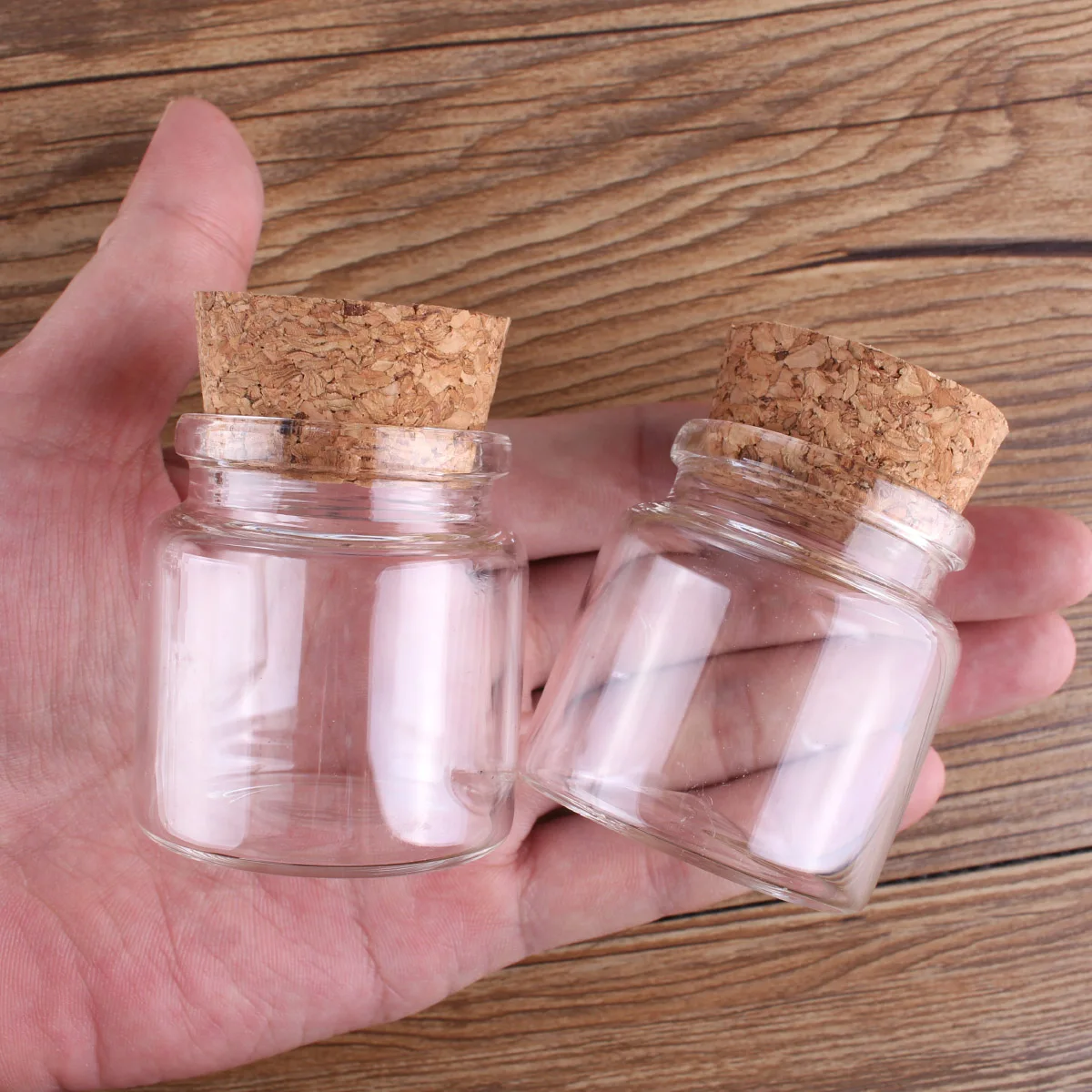 24 Pieces 50ml Glass Bottles with Cork Stopper Spice Candy Bottle Jars Vials Glass Container 47*50*32mm Wedding Farours Crafts
24 Pieces 50ml Glass Bottles with Cork Stopper Spice Candy Bottle Jars Vials Glass Container 47*50*32mm Wedding Farours Crafts