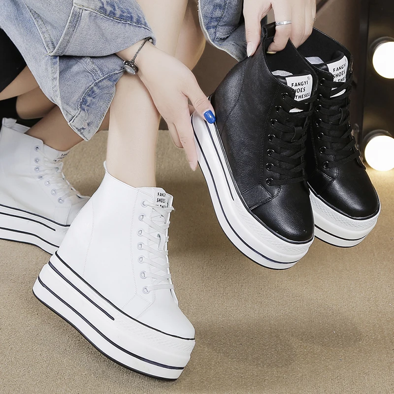 2020 Autumn High Platform Sneakers 10.5CM High Heels Women Thick Sole Ankle Boots Leather Wedge Winter Casual Shoes White Boots
2020 Autumn High Platform Sneakers 10.5CM High Heels Women Thick Sole Ankle Boots Leather Wedge Winter Casual Shoes White Boots