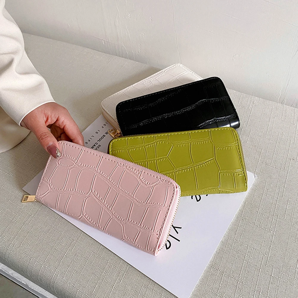 Fashion Women Luxury PU Leather Clutch Bag Long Zipper Coin Purses Tassel Design Clutch Wallet Female Money Credit Card Holder
Fashion Women Luxury PU Leather Clutch Bag Long Zipper Coin Purses Tassel Design Clutch Wallet Female Money Credit Card Holder
