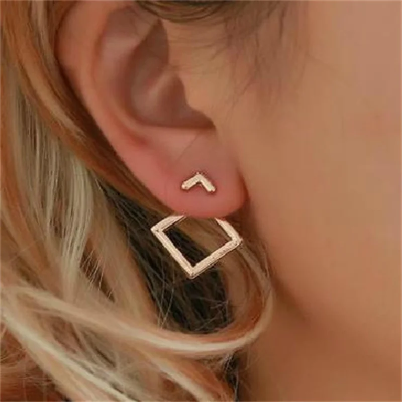 European And American Personality Simple Geometric Hollow Square Diamond Versatile Temperament Love Earrings Female
European And American Personality Simple Geometric Hollow Square Diamond Versatile Temperament Love Earrings Female