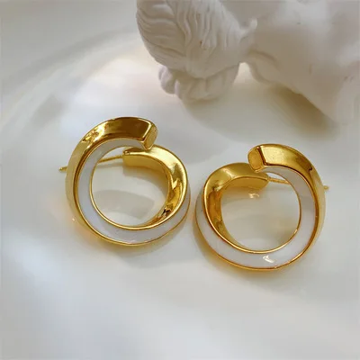 

Earrings Women's White Enamel Circle Earrings Niche Tide Simple Irregular Personality Design Three-Dimensional Wavy Line Jewelry