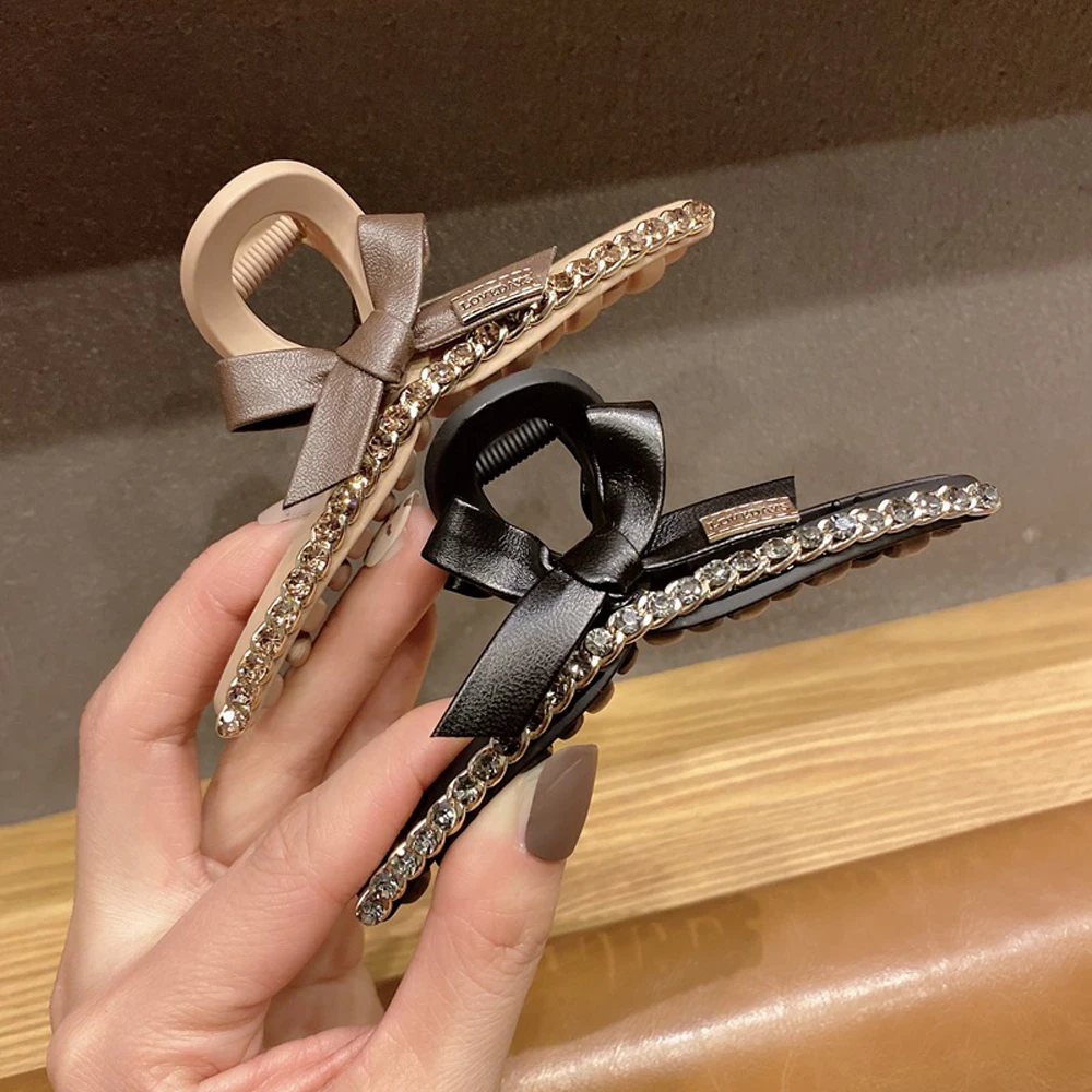 Acrylic Bow Hair Claws Hair Accessories Chic Hair Crabs Ladies Hairgrip Headwear Girls Ornaments Crab Clips
Acrylic Bow Hair Claws Hair Accessories Chic Hair Crabs Ladies Hairgrip Headwear Girls Ornaments Crab Clips