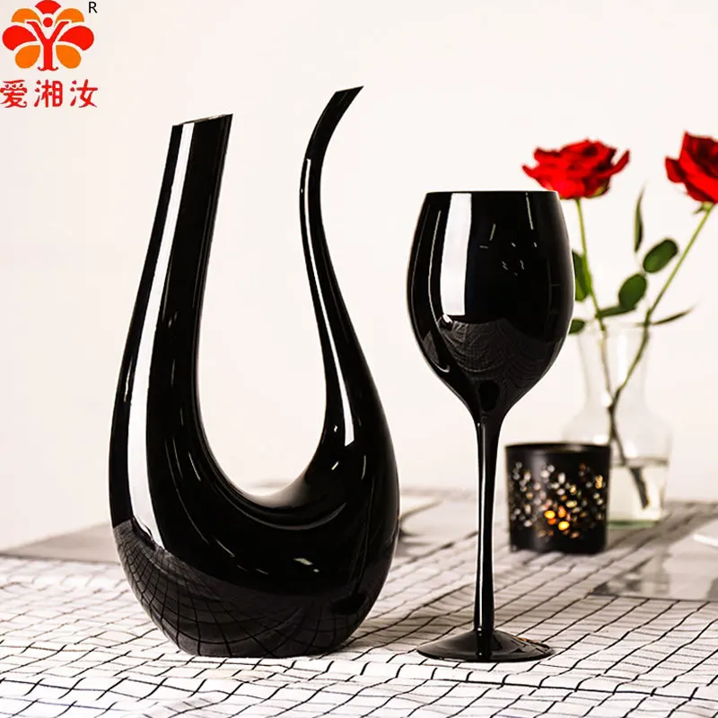 Aixiangru Black U-shaped Decanter Lead-free Glass Blind Cup Black Porcelain Large Red Wine Cup Goblet Creative Rack Ornament
Aixiangru Black U-shaped Decanter Lead-free Glass Blind Cup Black Porcelain Large Red Wine Cup Goblet Creative Rack Ornament
