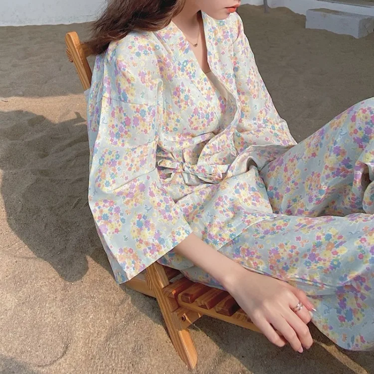 Japanese Style Kimono Pajamas Ladies Flower Print Spring/autumn Home Wear Two-piece Pajamas
Japanese Style Kimono Pajamas Ladies Flower Print Spring/autumn Home Wear Two-piece Pajamas