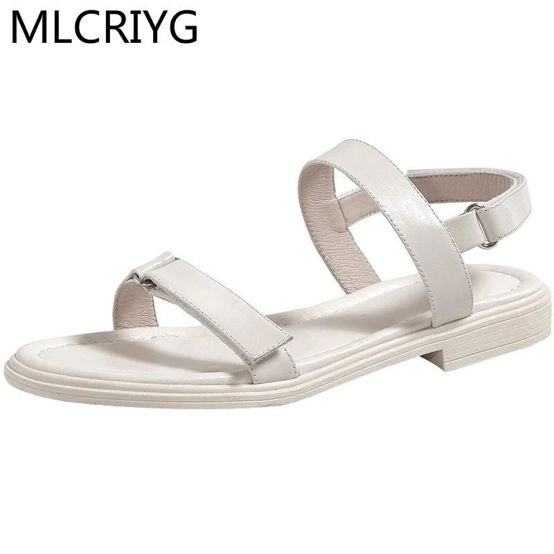 2021 Fashion Women's Shoes Casual Comfortable Flat Shoes Open Toe Sexy Beach Shoes Summer Women's Solid Color Simple Sandals
2021 Fashion Women's Shoes Casual Comfortable Flat Shoes Open Toe Sexy Beach Shoes Summer Women's Solid Color Simple Sandals