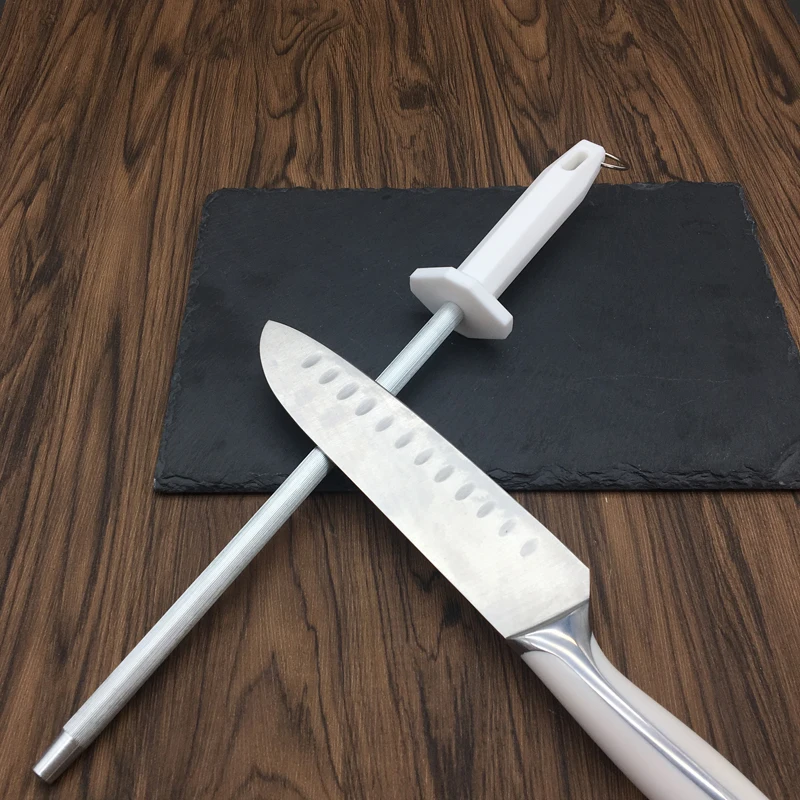 Carbon knife sharpener steel 10inch sharpening rod High hardness Kitchen tools Grinder Sharpening knives sharpening steel
Carbon knife sharpener steel 10inch sharpening rod High hardness Kitchen tools Grinder Sharpening knives sharpening steel