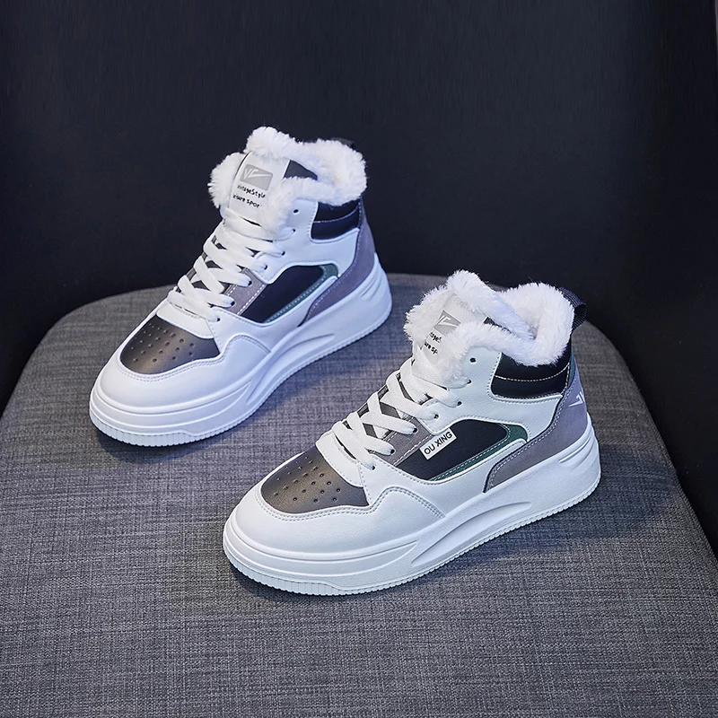 Winter Snow Boots for Women High Top Plush Fur Sneakers Board Shoes Platform PU Leather Shoes Breathable Keep Warm Vulcanized
Winter Snow Boots for Women High Top Plush Fur Sneakers Board Shoes Platform PU Leather Shoes Breathable Keep Warm Vulcanized