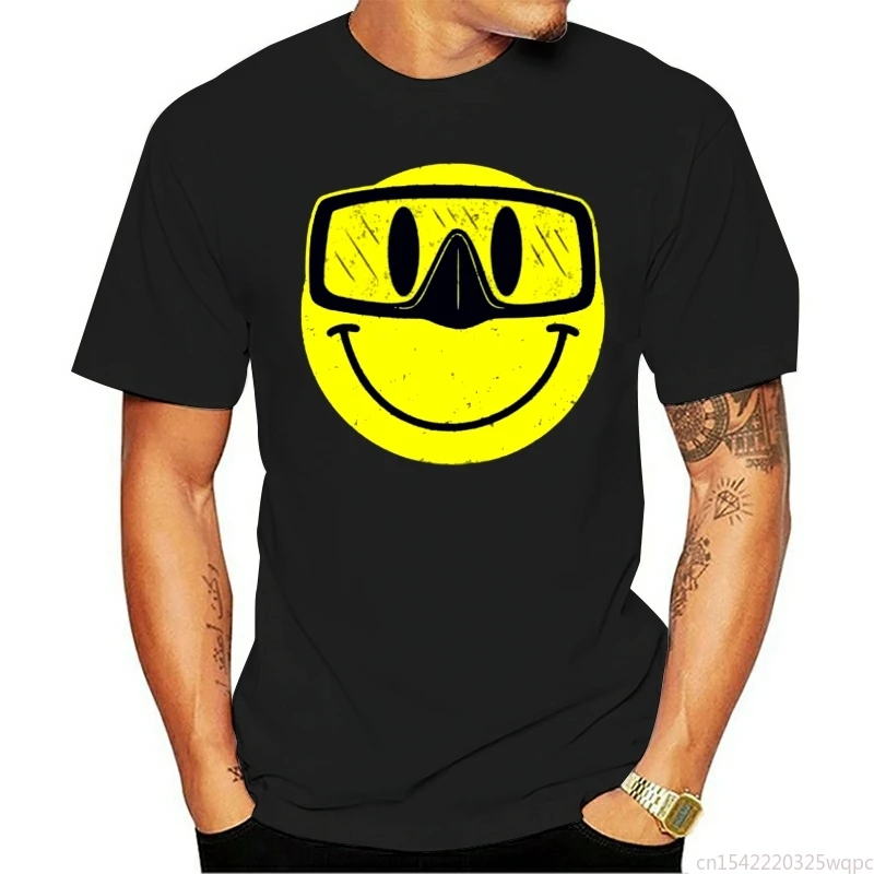 O-Neck Short Sleeve Tee Shirt Men Funny Smiley Goggles Design T-Shirt Scuba Dive Gift Brand Tee Shirts
O-Neck Short Sleeve Tee Shirt Men Funny Smiley Goggles Design T-Shirt Scuba Dive Gift Brand Tee Shirts