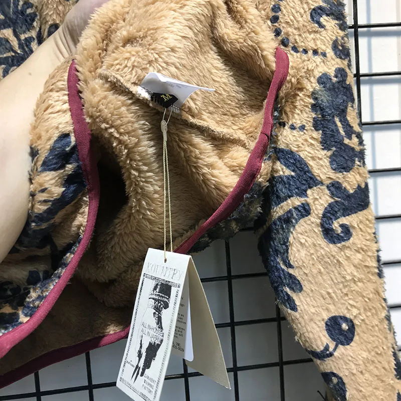 Hip-Hop Autumn Winter Keep Warm Lamb Wool Kapital Sweatshirts Men Women 1:1 Half Zipper Stand Collar Tiger Pattern Pullovers 
Hip-Hop Autumn Winter Keep Warm Lamb Wool Kapital Sweatshirts Men Women 1:1 Half Zipper Stand Collar Tiger Pattern Pullovers