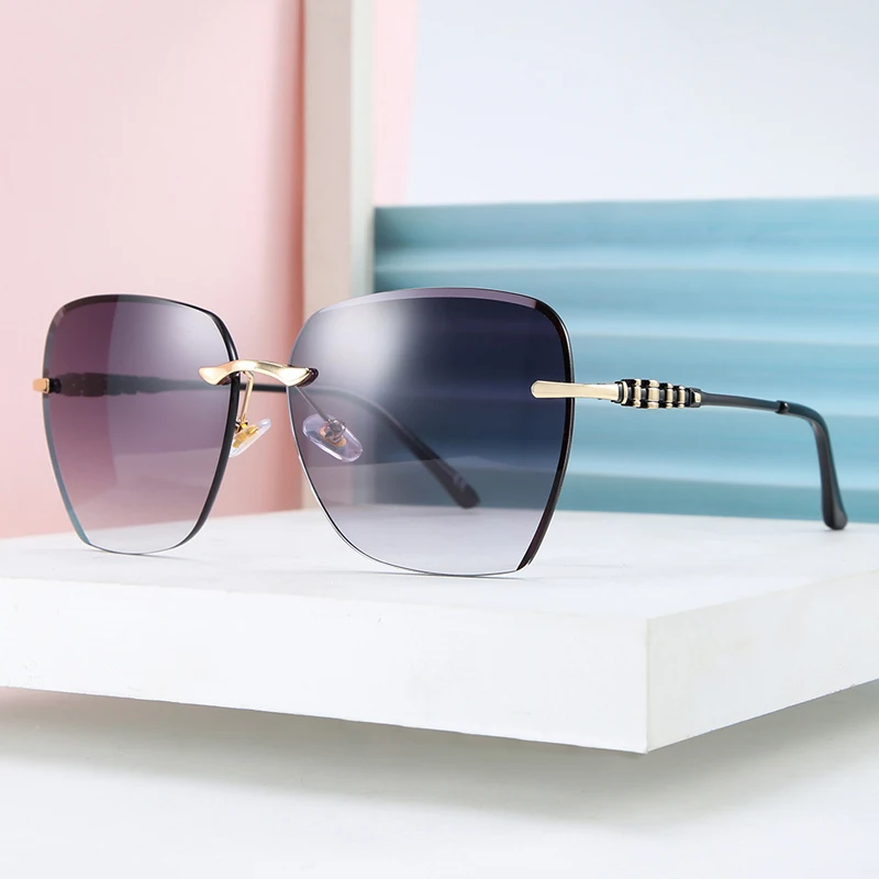 AOZE square cut lens sunglasses woman 2020 new polygonal rimless glasses anti UV sunglasses gafas de sol mujer Women ins Popular
AOZE square cut lens sunglasses woman 2020 new polygonal rimless glasses anti UV sunglasses gafas de sol mujer Women ins Popular
