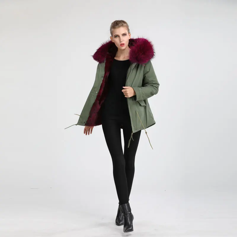 Winter Fashion Loose Warm Thick Faux Fur Coat , Real Purple Mixed Mink Fur Coat
Winter Fashion Loose Warm Thick Faux Fur Coat , Real Purple Mixed Mink Fur Coat