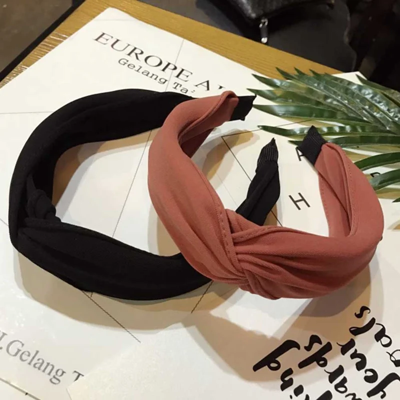 1 pc Female Girls Casual Elegant Cloth Cross Solid Color Hair Accessories Headwear Women Bezel Fashion Korean Style Hairband 
1 pc Female Girls Casual Elegant Cloth Cross Solid Color Hair Accessories Headwear Women Bezel Fashion Korean Style Hairband
