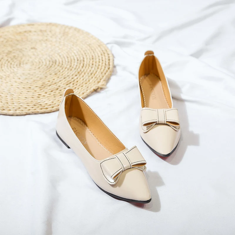 Flats Shoes Woman Patent Leather Low Heel Slip on Comfortable Casual Women Shoes Footwear Leisure Bow Knot Loafers Beauty U19-30
Flats Shoes Woman Patent Leather Low Heel Slip on Comfortable Casual Women Shoes Footwear Leisure Bow Knot Loafers Beauty U19-30