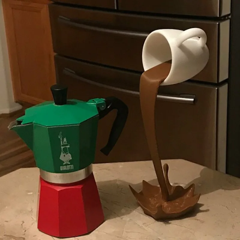 Suspended Creative Design That Occupy The Home Furnishing Articles Furnishing Articles Resin Handicraft Dumping Coffee Cup 2021
Suspended Creative Design That Occupy The Home Furnishing Articles Furnishing Articles Resin Handicraft Dumping Coffee Cup 2021