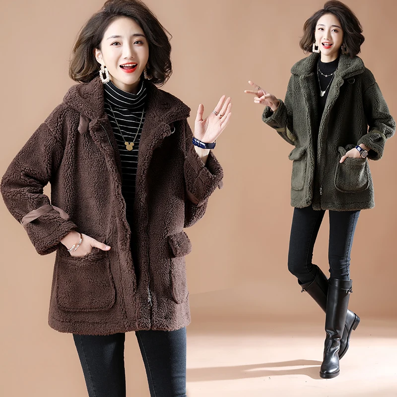 Plus Size Faux Fur Jacket Winter Coat For WomenTedddy Coats Oversiized L-5XL Loose Jackets New Thicken Warm Outwear Female
Plus Size Faux Fur Jacket Winter Coat For WomenTedddy Coats Oversiized L-5XL Loose Jackets New Thicken Warm Outwear Female
