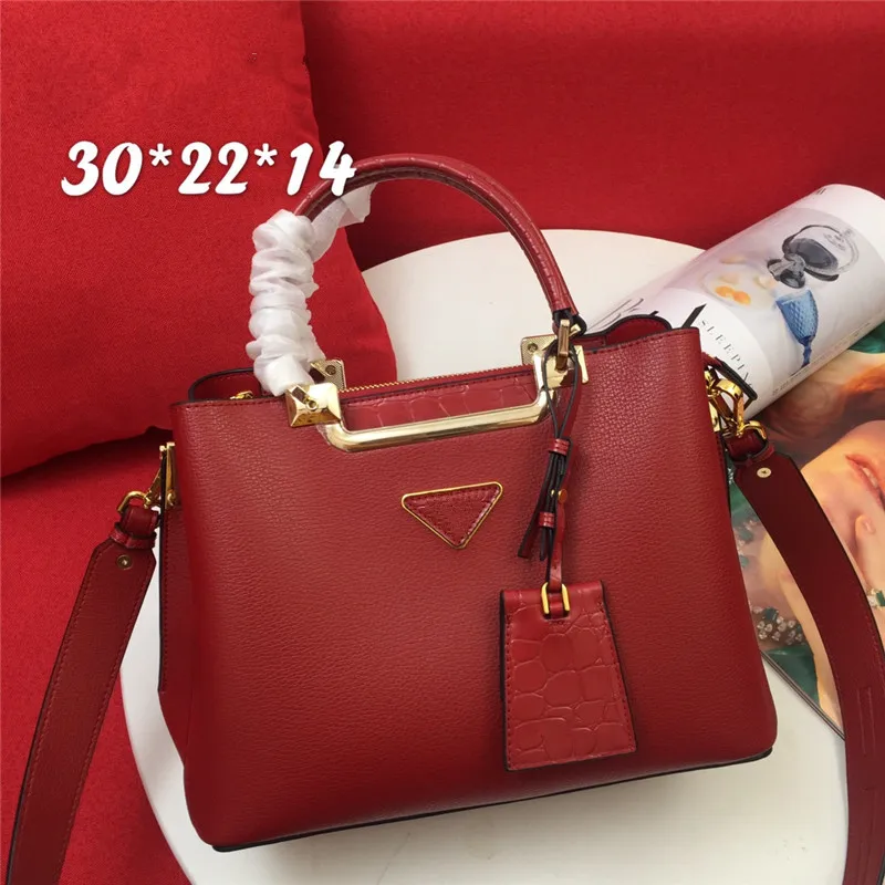 Pink bag 2021 new design star same style big luxury leather handbags leisure fashion cowhide aslant bag shoulder bag
Pink bag 2021 new design star same style big luxury leather handbags leisure fashion cowhide aslant bag shoulder bag