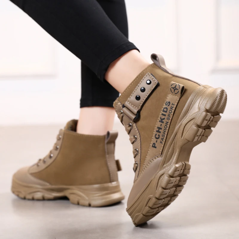 Children's Martin Boots Autumn Winter 2021 New Fashion Girl Outdoor Keep Warm Cotton Shoes 4-15 Years Old Boys Anti Slip Boots
Children's Martin Boots Autumn Winter 2021 New Fashion Girl Outdoor Keep Warm Cotton Shoes 4-15 Years Old Boys Anti Slip Boots