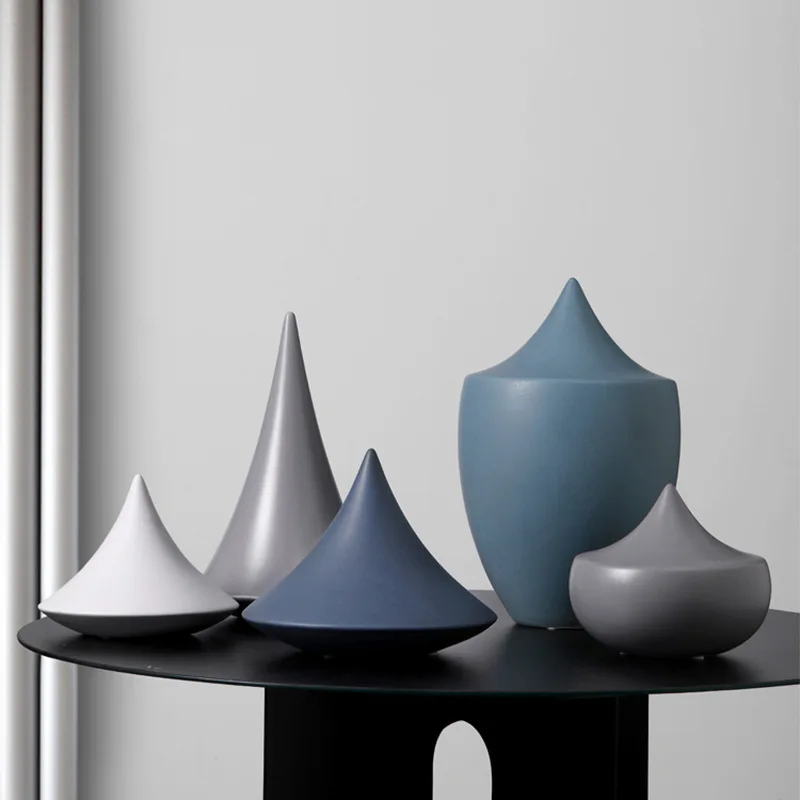Modern Simplicity Art Ceramic Home Decor Water Droplets Accessories Nordic Creative Living Room Decoration Ornament
Modern Simplicity Art Ceramic Home Decor Water Droplets Accessories Nordic Creative Living Room Decoration Ornament
