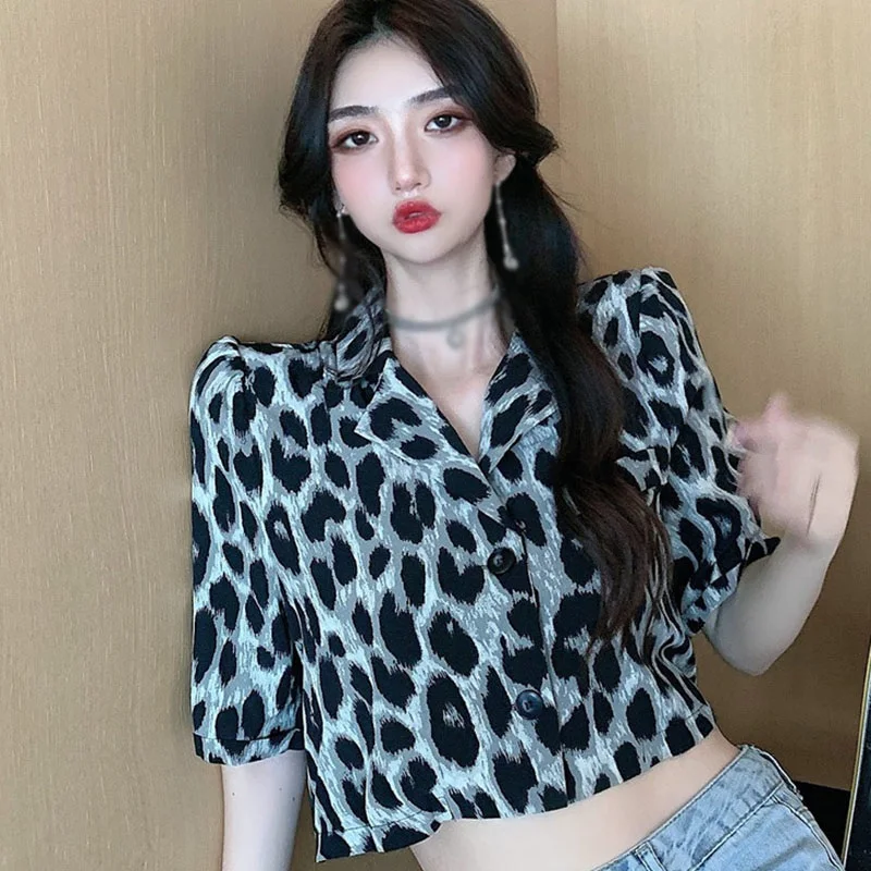 Women High Waist Leopard Print Short Style Blouse 2021 New Summer Turn Down Collar Short Sleeve Top Ladies Shirt w
Women High Waist Leopard Print Short Style Blouse 2021 New Summer Turn Down Collar Short Sleeve Top Ladies Shirt w