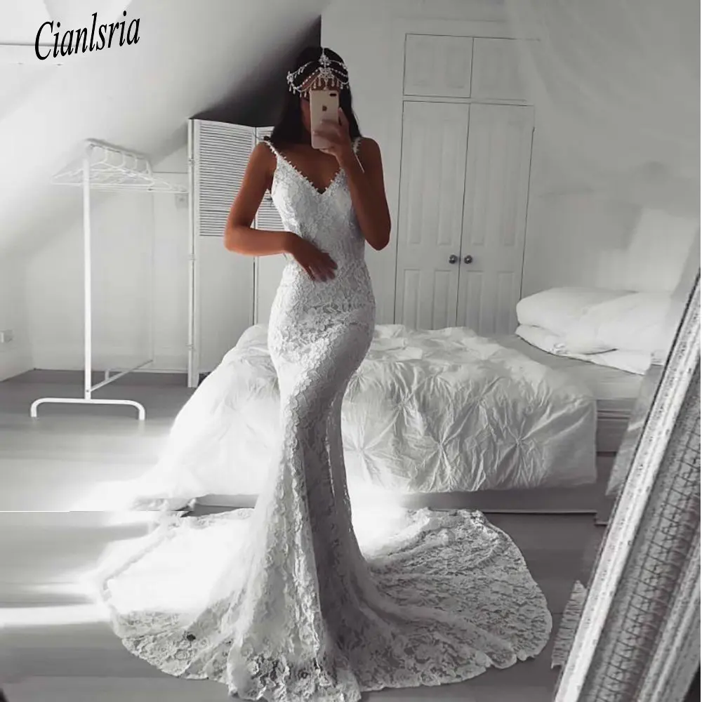Vintage Full Lace Spaghetti Straps Sleeveless Arabic Mermaid Wedding Dress V-Neck Backless Dubai Bridal Gown Vestido De Novia
Vintage Full Lace Spaghetti Straps Sleeveless Arabic Mermaid Wedding Dress V-Neck Backless Dubai Bridal Gown Vestido De Novia