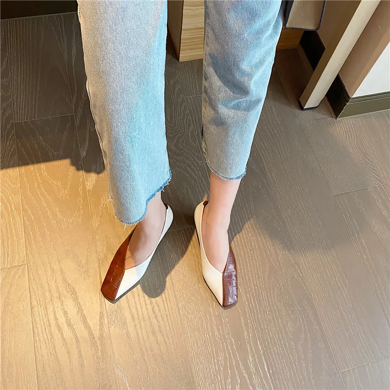 Smeeroon 2020 new arrive women pumps square toe single shoes transparent heel spring summer genuine leather shoes woman
Smeeroon 2020 new arrive women pumps square toe single shoes transparent heel spring summer genuine leather shoes woman
