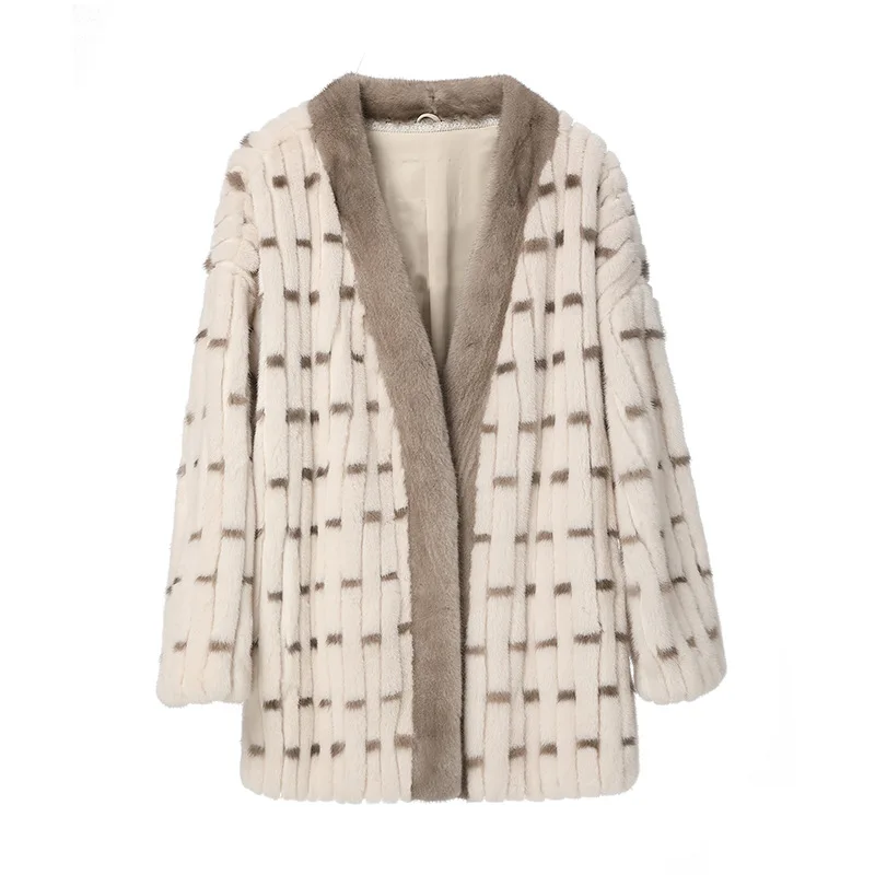 Women's 100% Imported V-neck Velvet Mink Fur Coats Medium Real Mink Fur Jackets Warm Thick Cardigan Ladies High Ended Overcoats
Women's 100% Imported V-neck Velvet Mink Fur Coats Medium Real Mink Fur Jackets Warm Thick Cardigan Ladies High Ended Overcoats