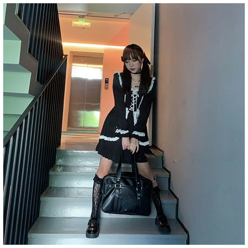 Japanese Lolita Gothic Dress Girl Patchwork Vintage Designer Mini Dress Japan Style Kawaii Clothes Fall Dresses for Women 2021
Japanese Lolita Gothic Dress Girl Patchwork Vintage Designer Mini Dress Japan Style Kawaii Clothes Fall Dresses for Women 2021